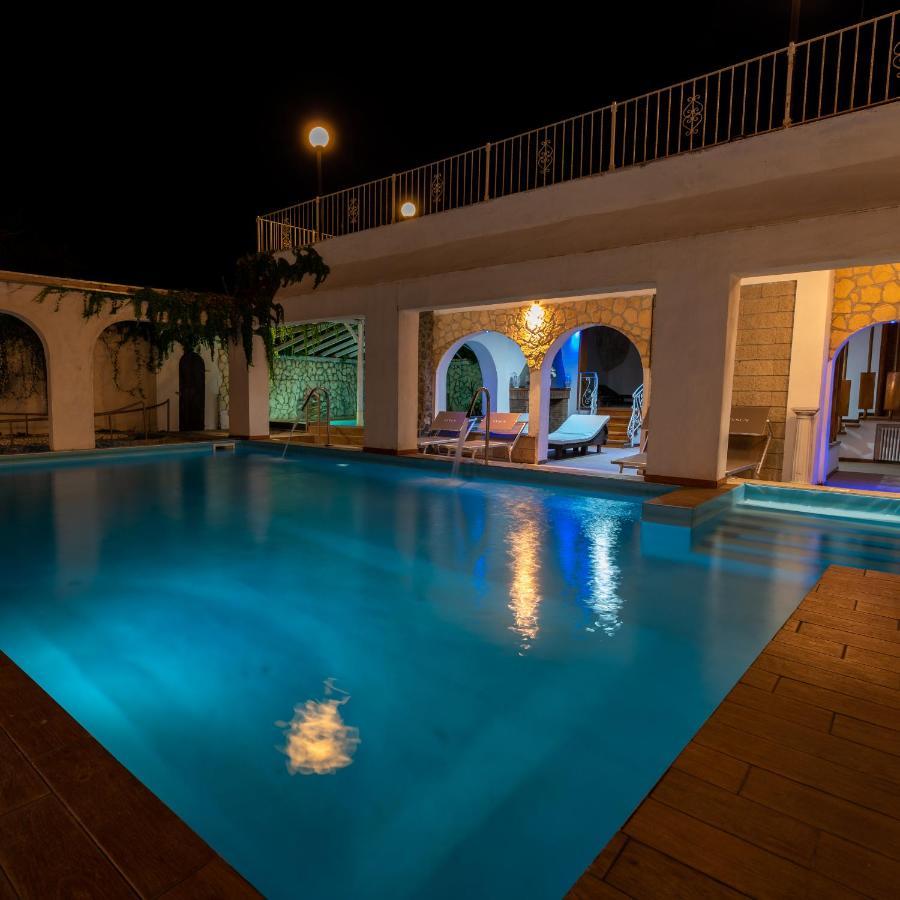 Hotel Edelweiss 3*